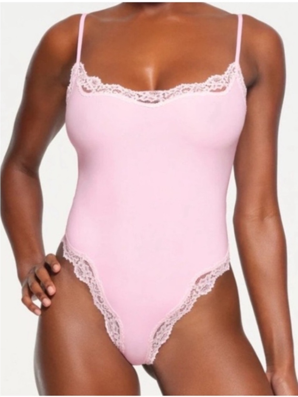SKIMS NWOT Fits Everybody Lace Cami Bodysuit - Cherry Blossom